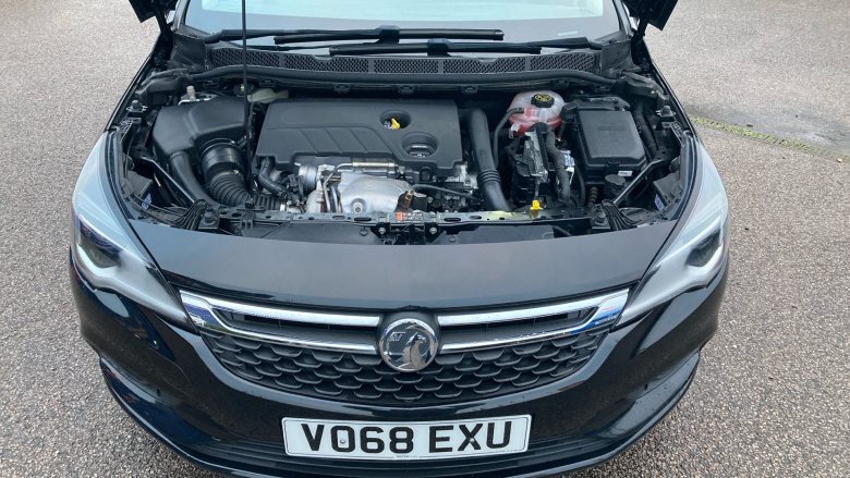 Vauxhall Astra 1.6T 16V 200 Elite Nav 5dr Petrol Hatchback